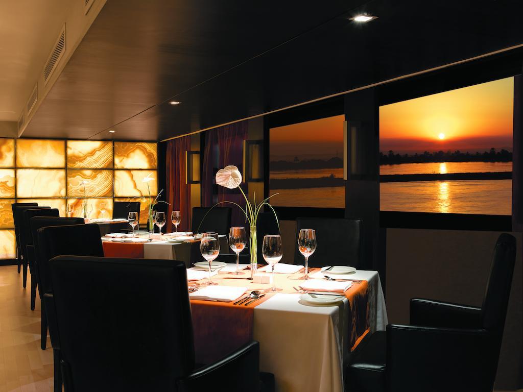 Hotel The Oberoi Zahra, Luxury Nile Cruiser Luxor Restaurant foto